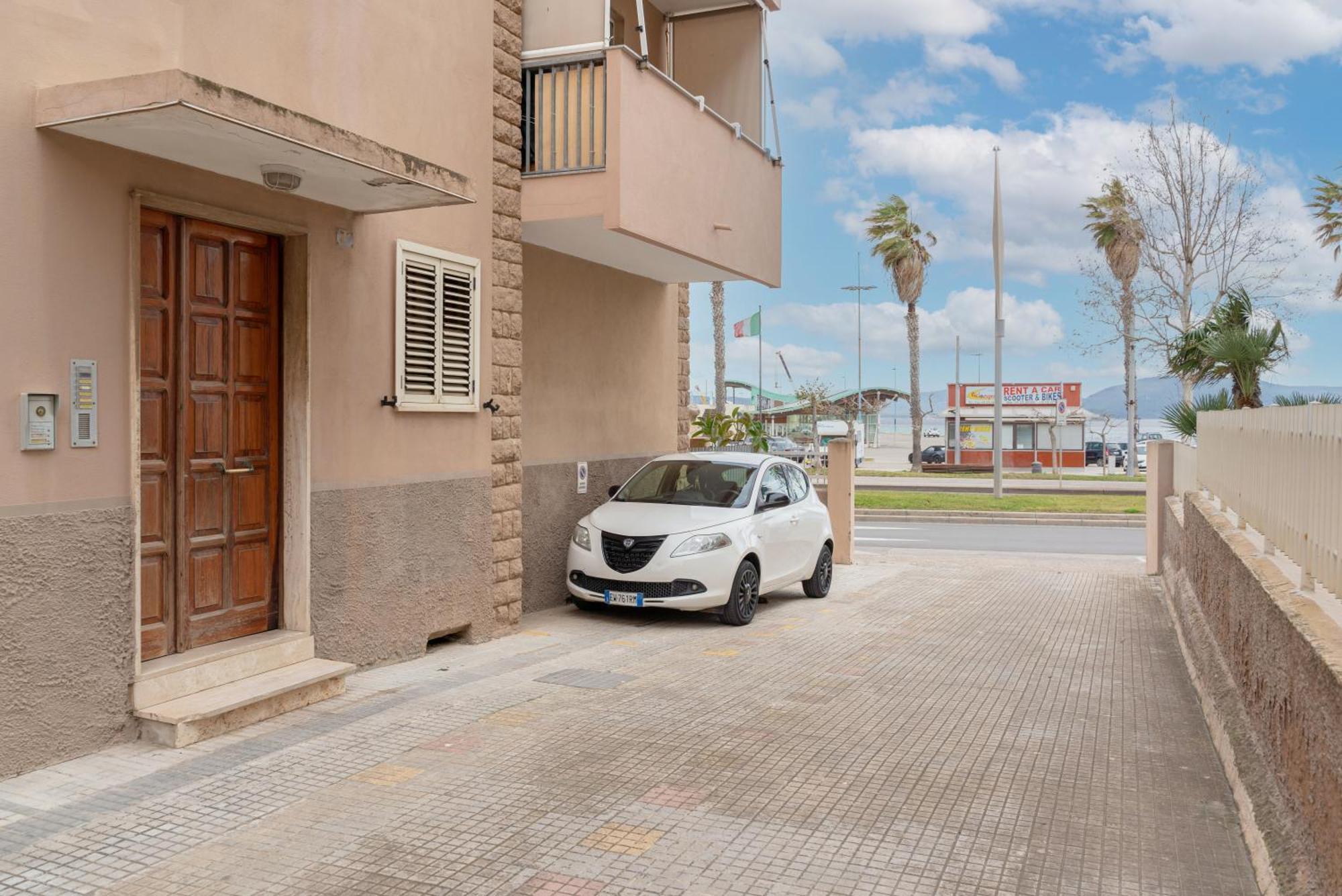 Apartment La Finestra Sul Porto Di Con Parcheggio Privato Alghero