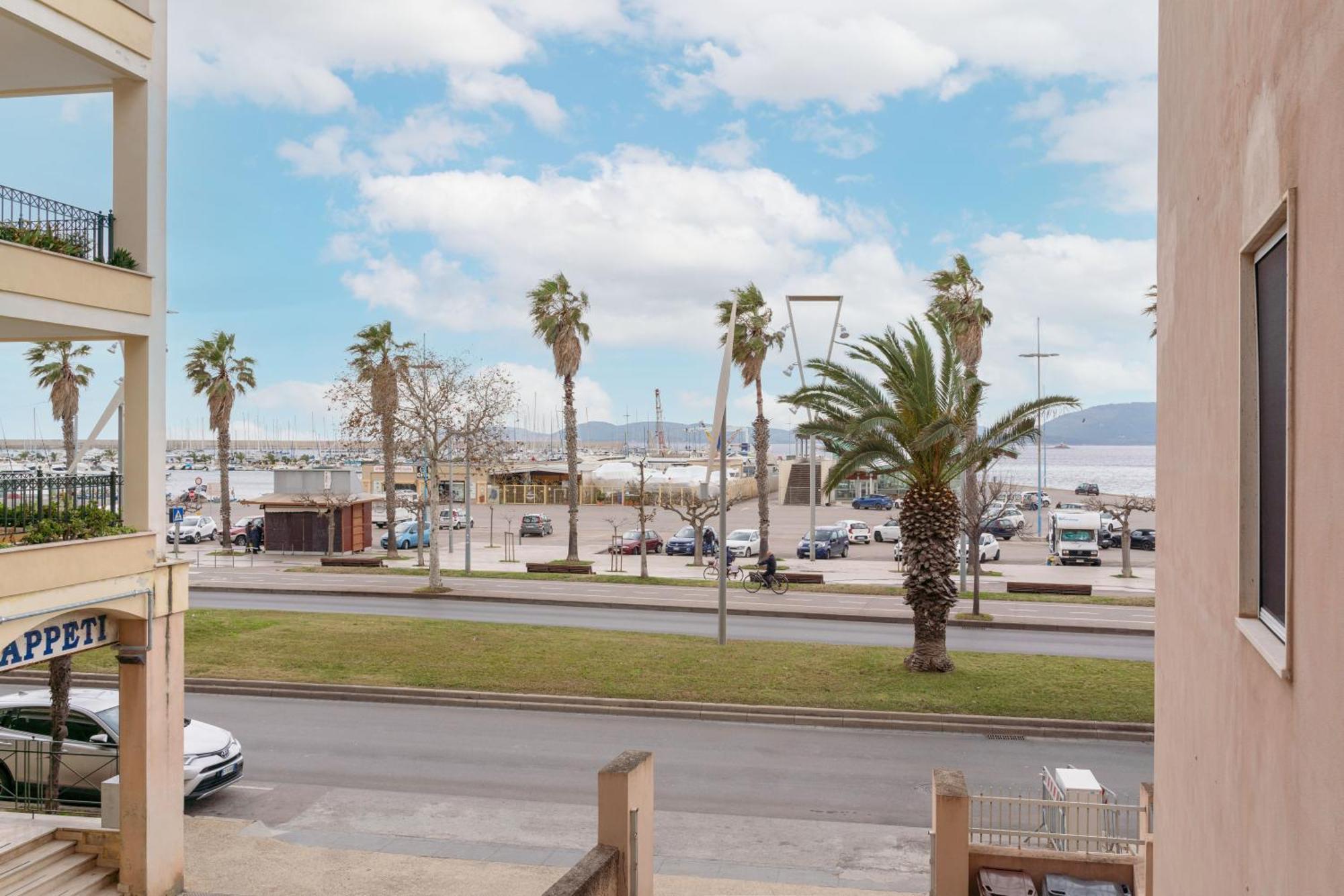 La Finestra Sul Porto Di Con Parcheggio Privato Lejlighed *